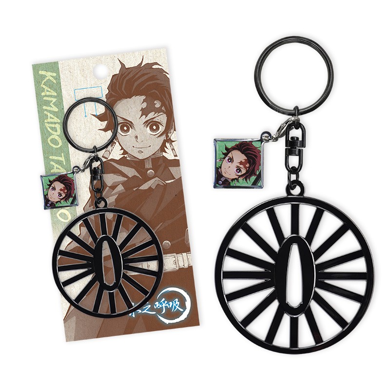 尺寸/CM:本體W5.5×H6×D0.2cm，鐵片W2.5×H2.8cm材質:金屬/Metal注意事項:1. 本店只販售全新正品，絕不賣仿冒品，請安心購買。2. 下標前可以蝦皮聊聊是否商品有現貨。3.