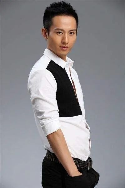 網評「舊照差異大」的陸劇男星！張彬彬、成毅黑歷史被笑，張凌赫、陳飛宇是潛力股！