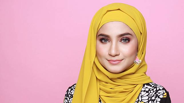 Hot Topik Warna  Hijab Yang Bikin Wajah Kusam Warna  Hijab 