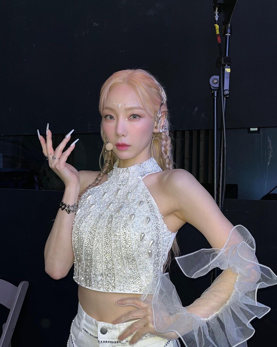 韓網熱議！那些因整鼻毀一張臉的愛豆：「這團」全員同款鼻，她被嘲「沒整鼻不能出道」