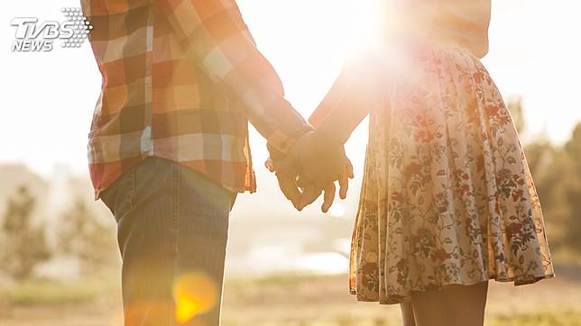 天秤座若遇到有誠意的好桃花可以考慮一下。(示意圖／TVBS)