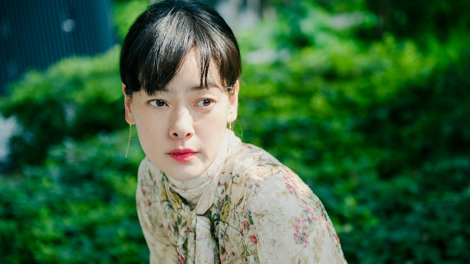 實力派演員市川實日子 專演日劇女主角的 摯友 角色 Line購物