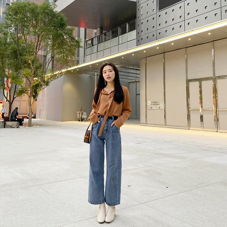 D+AF素面合腿中跟方頭襪靴 女鞋 白靴 穿搭