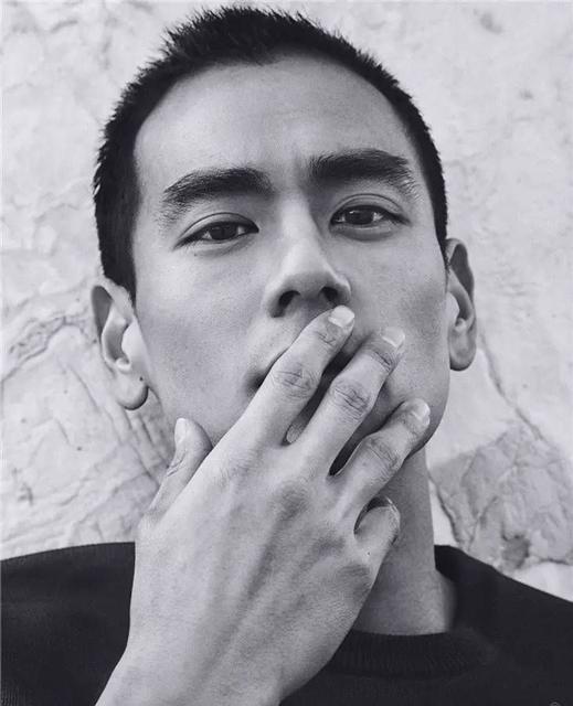 清爽型男必剪「Skinhead平頭」髮型推薦，男星示範給你看！