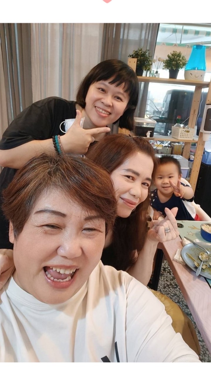 女人咖啡館👩‍❤️‍💋‍👩