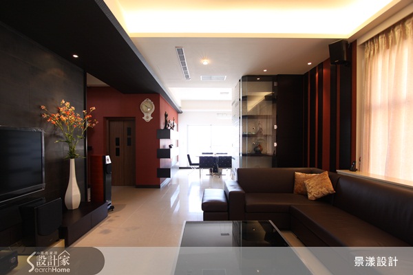 轉個角度、加點設計，沙發背牆就是室內最好的風景