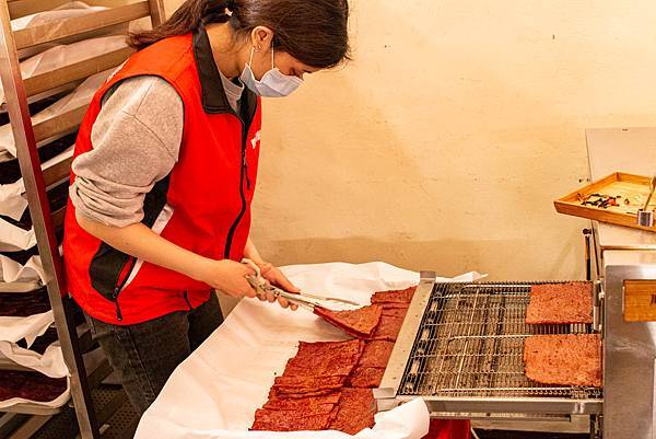 【桃園美食】胖子肉鬆順味香肉類大王-隱身在市場裡40年老字號肉鬆肉乾名店