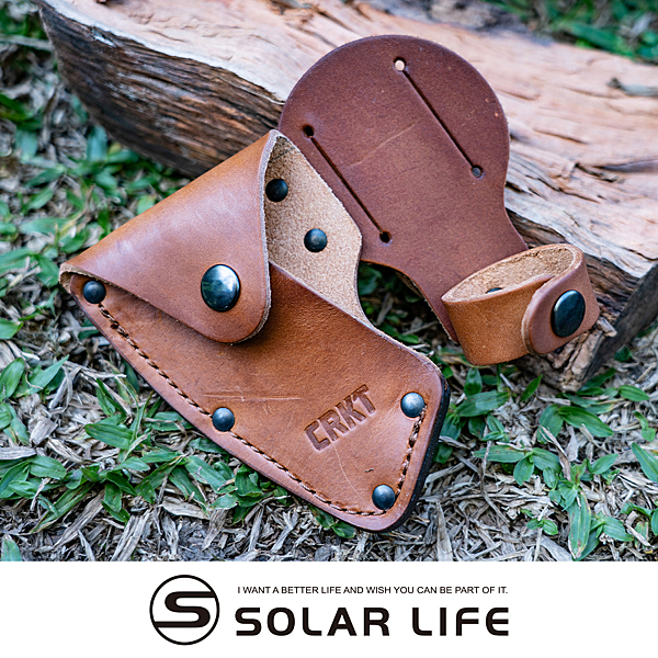 美國俄勒岡州手工製作。植物鞣製的皮革，經手工塗油處理，接縫處採用重型尼龍線縫製，持久耐用。