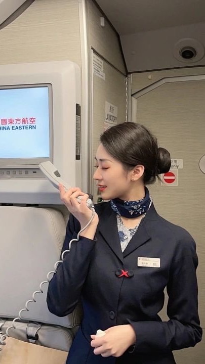 空姐飛行日記 用照片影片記錄空姐的工作與生活