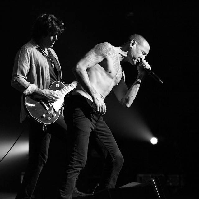 RIP Chester Bennington, 10 Potret Perjuangan Karir Vokalis Linkin Park