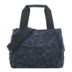 ◎品味不凡 俐落有型|◎收納便利 輕巧時尚|◎品牌:agnesb.品牌定位:國際精品背法:斜背/側背包款:波士頓包顏色:藍色系外層材質:尼龍內層材質:尼龍適用性別:女生開口方式:拉鍊式尺寸-長X寬X高