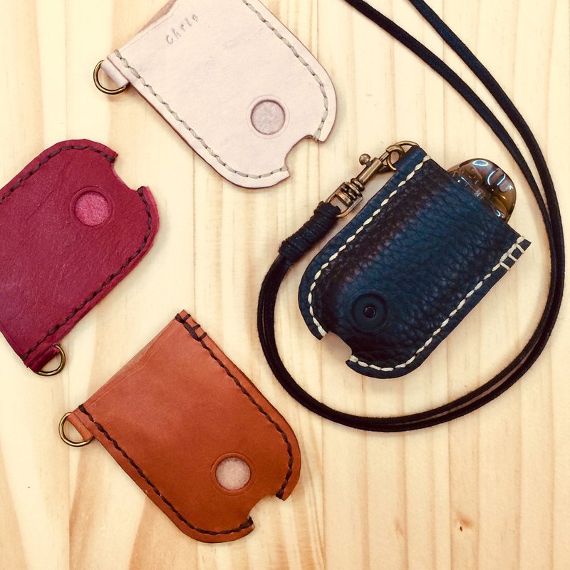 ZQ與Zero量身定制專用皮套，附按鈕與充電開孔使用更方便！客製化打印英文，限20字以內。