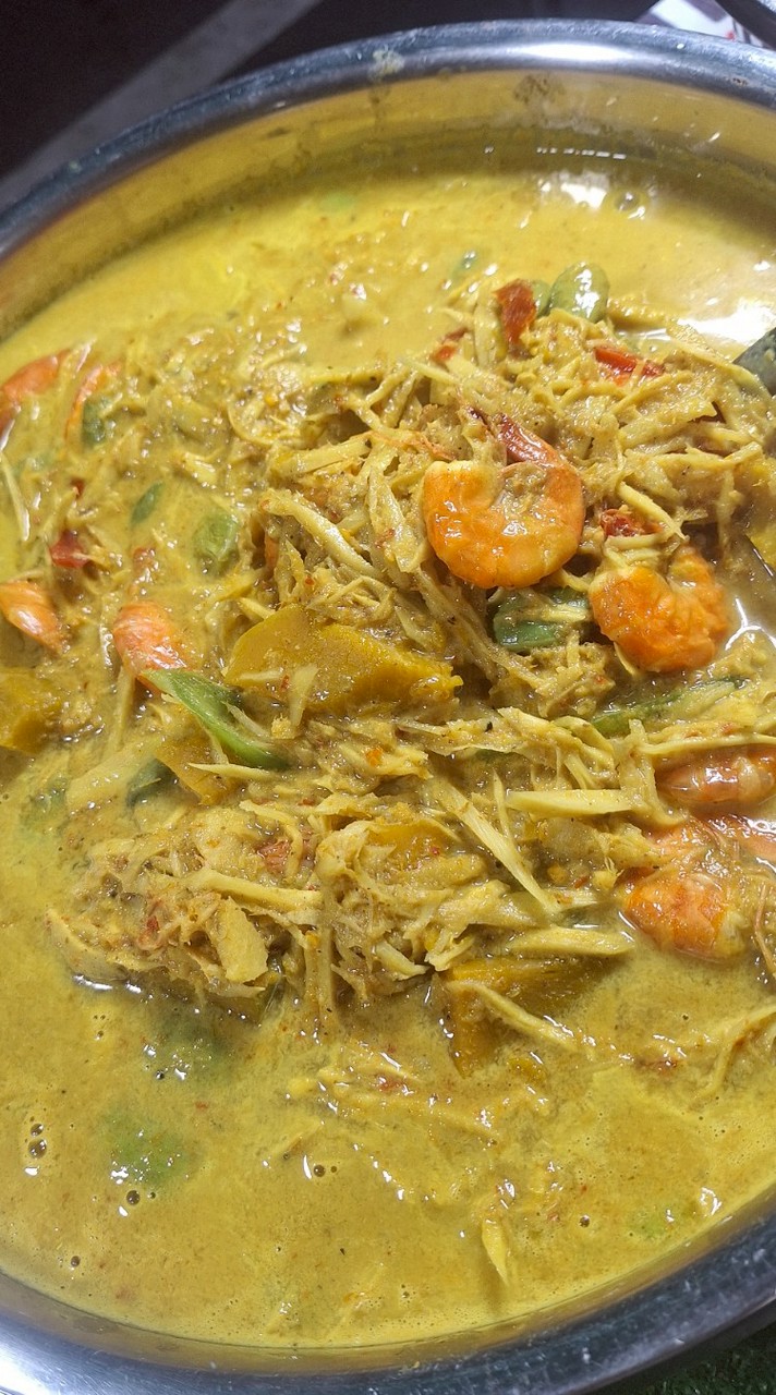 ร้านข้าวแกงน้องโบว์