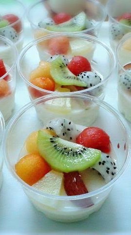 ฟรุ้ตสลัด
