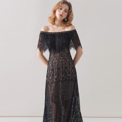 AIR SPACE 唯美浪漫一字領蕾絲長洋裝(黑)