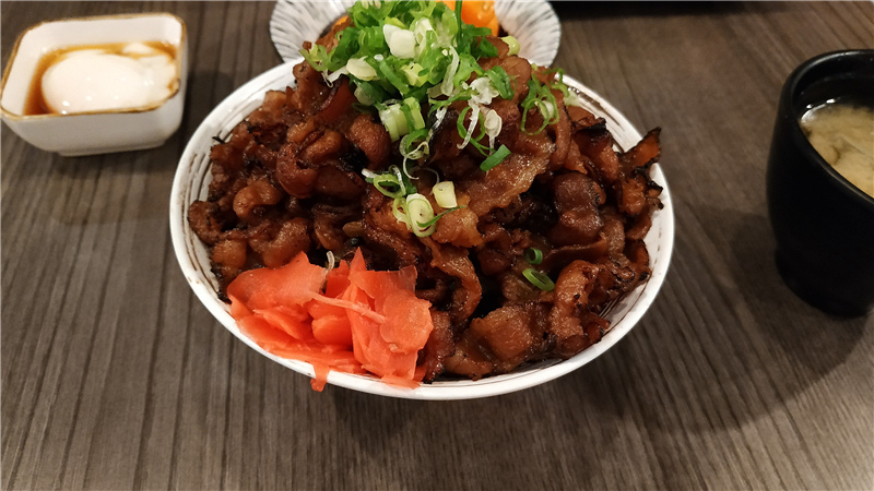 探店 高雄三民區美食汍樂滿盛燒肉丼，美味又好吃的燒肉丼21.jpg