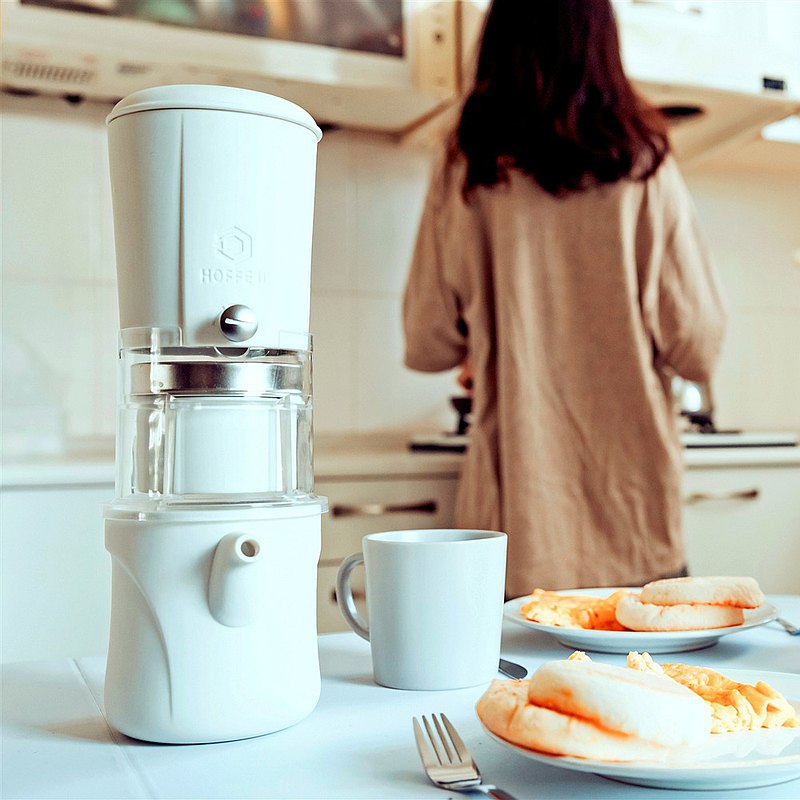 廚房自製冰品必備電器推薦 4. 全瓷冰熱兩用咖啡機