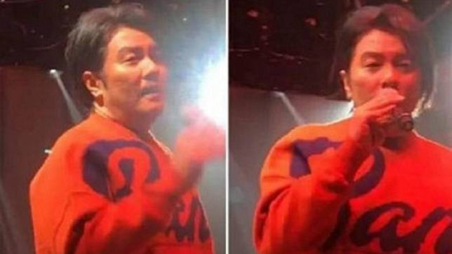 阿杜日前演唱時，被網友拍下浮腫一圈的模樣。(圖／翻攝自新浪娛樂微博)
