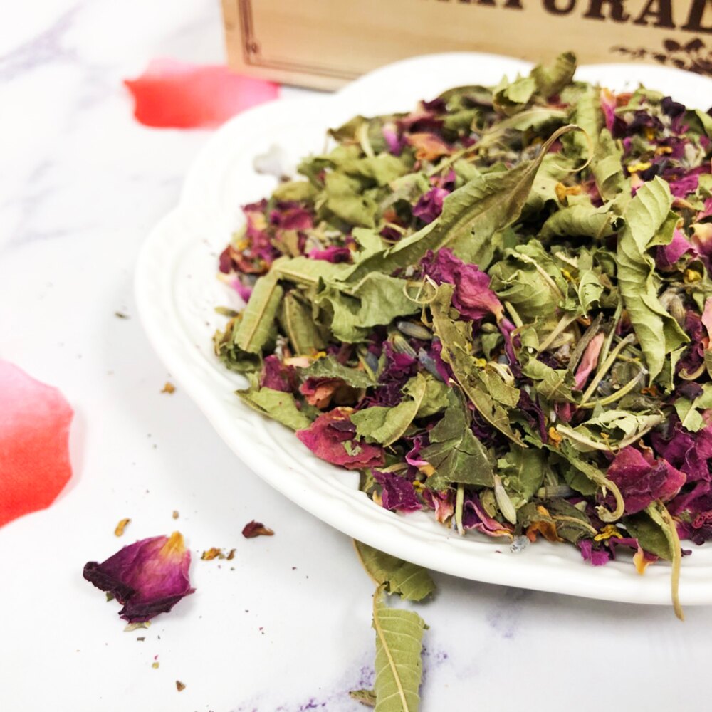 看的見花瓣與乾燥花草，不添加人工香精，完全純天然草本//圖片僅供參考，請以收到的實際商品為主