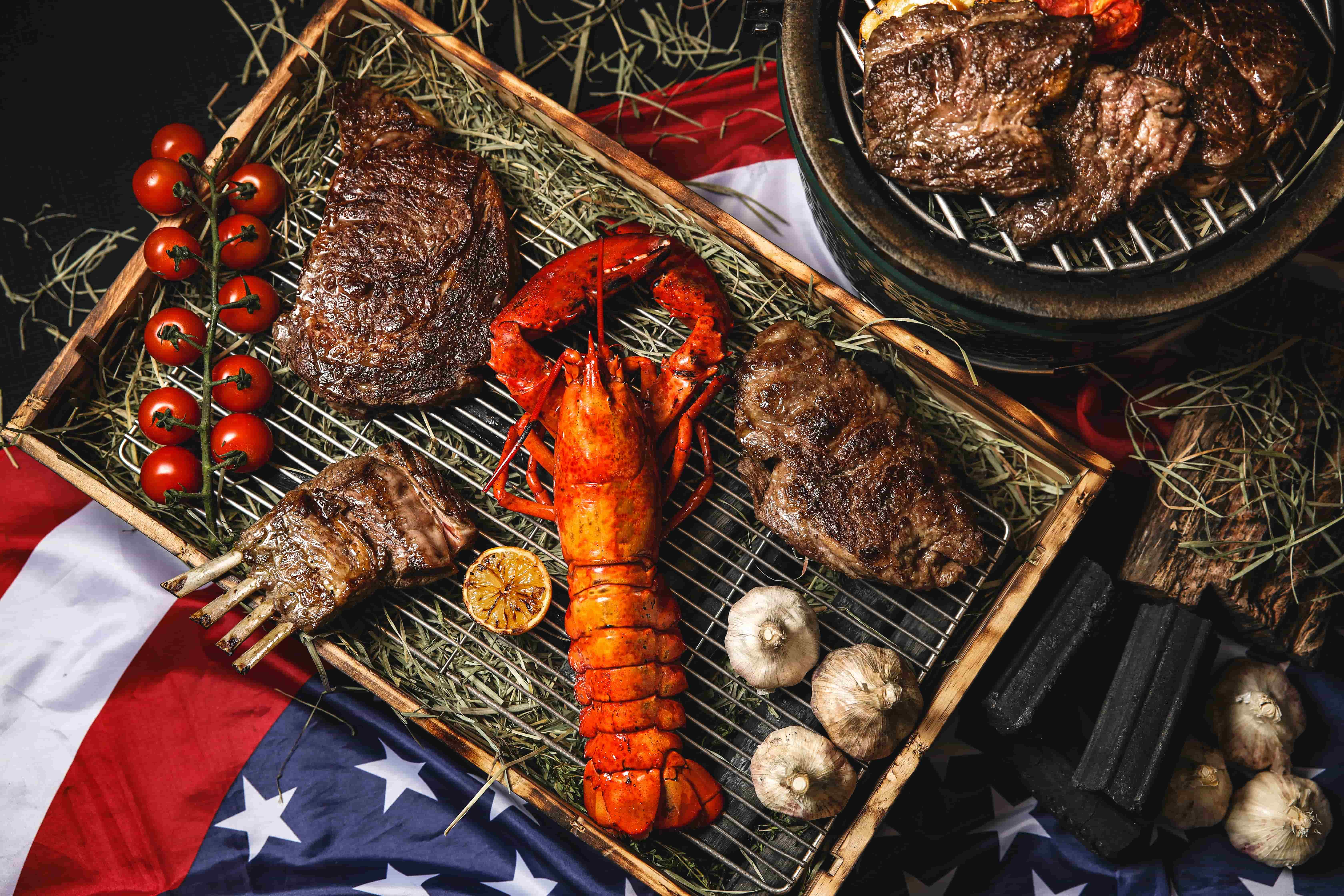 台北晶華酒店2樓的「Robin’s Grill」精心打造中秋烤肉海陸饗宴，集結美式風味炭烤海陸全餐。（圖片提供/台北晶華酒店）