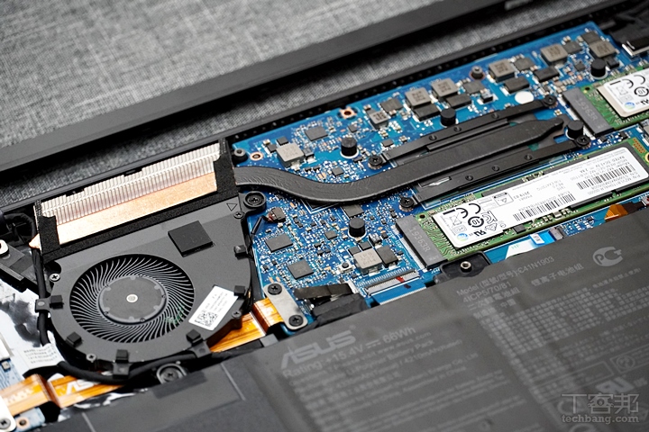 870 克輕量 14 吋商務筆電開賣！ASUS ExpertBook B9 螢幕占比達 94%、售價 49,900 起