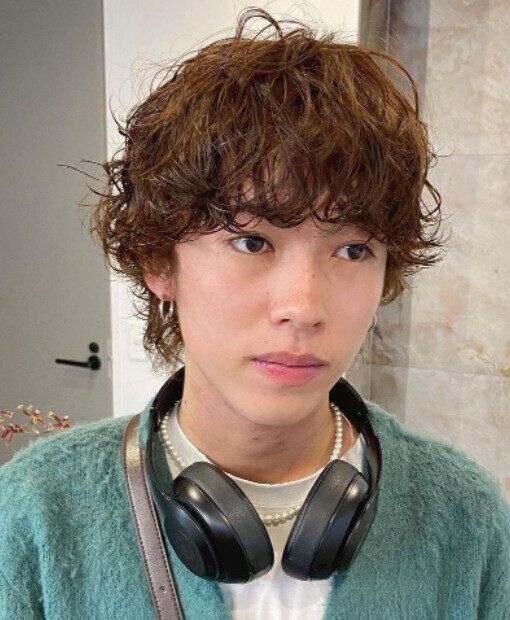 メンズ髪型ウルフ 22最新 時代に合わせて変化し続けている クールなウルフヘアカタログ サンキュ