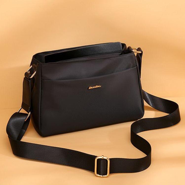 【快速出貨】尼龍包帆布包包女2020新款韓版百搭斜背包媽媽包女小包簡約側背尼龍包女 創時代