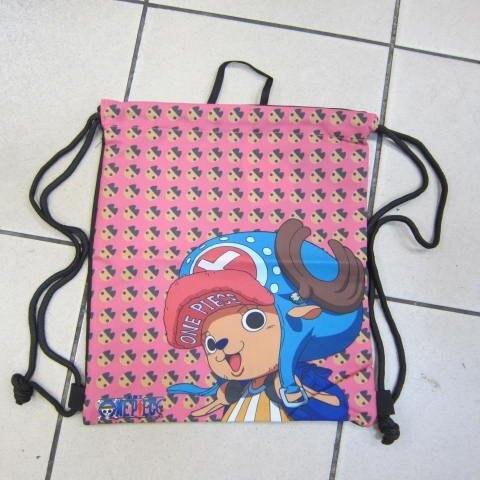 ~雪黛屋~束口型後背包簡單型好收納多功能防水帆布材質正版可放A4資料夾外出郊遊踏青萬用包隨身品OP1402-航海王-粉紅