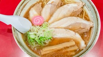 【日本北海道-旭川美食】旭川拉麵-羅亜～加藤屋(4条店)，孤獨的美食家番外篇