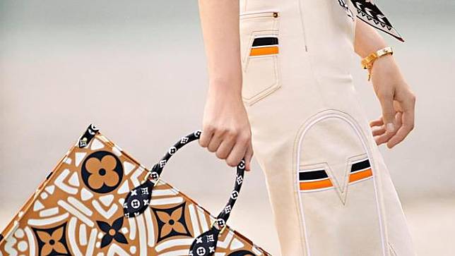 Louis Vuitton Luncurkan Tas Terbaru yang Terinspirasi dari Batik