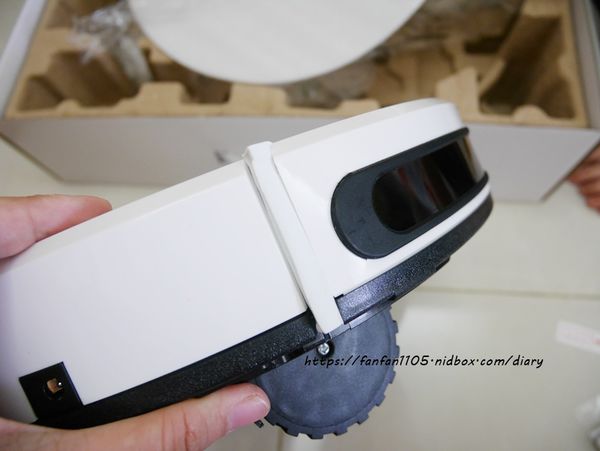 居家清潔【TiDdi鈦敵】V320全新第二代智能規劃掃地機器人 #智能打掃 #自動回充 #水箱拖地 #搖控操作 (4).JPG