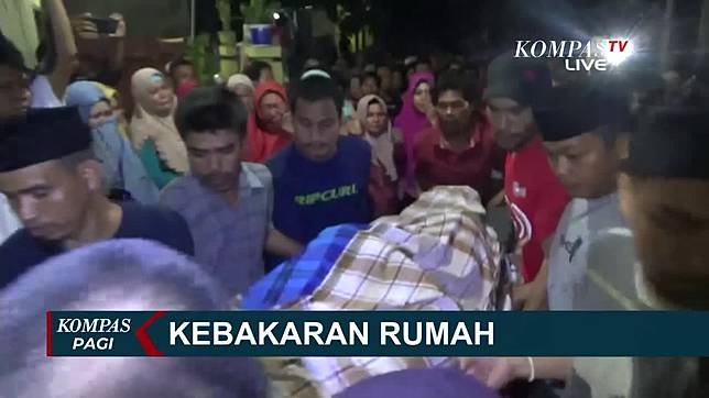 Evakuasi korban.