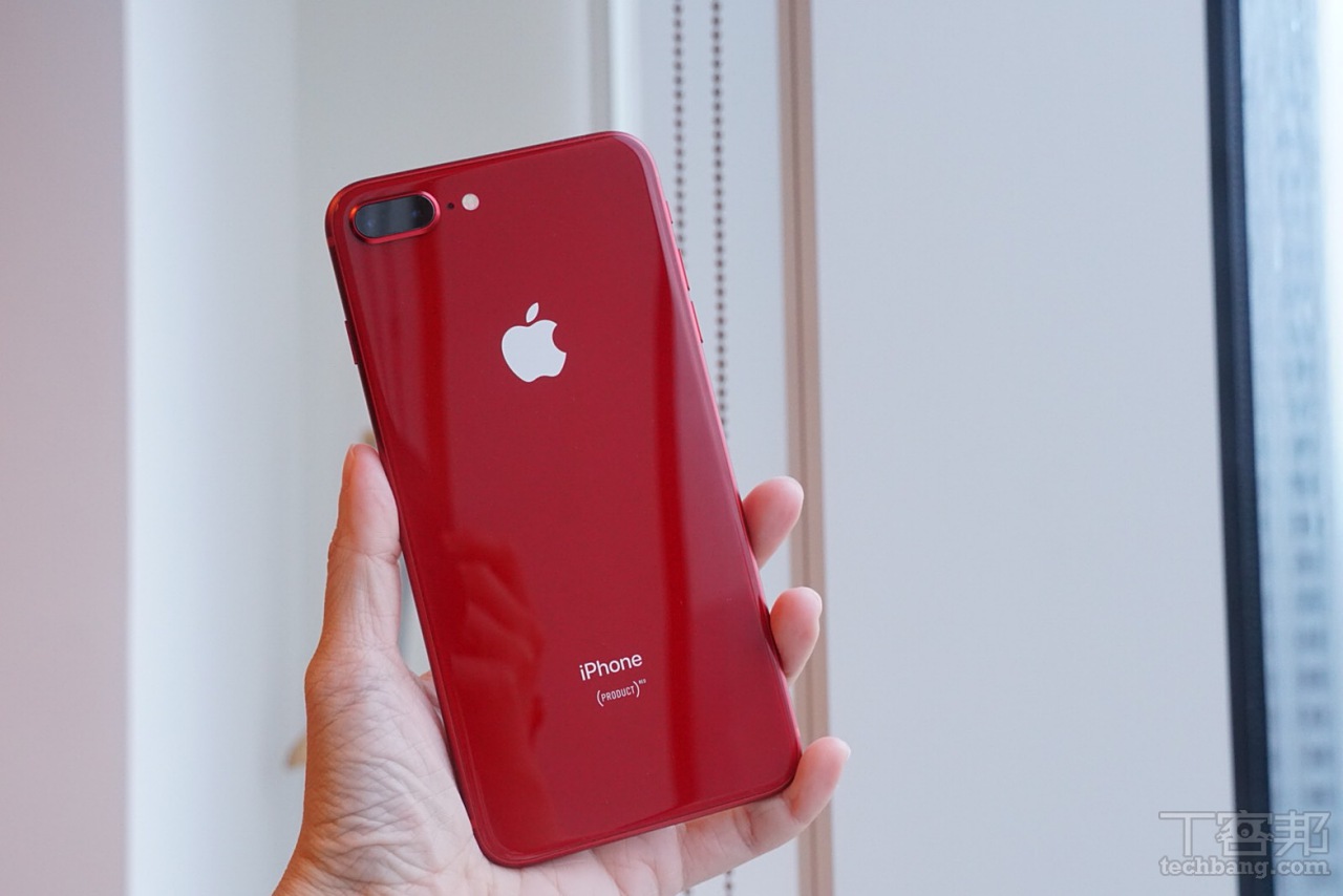 Product RED 版的 iPhone 8 / 8 Plus 圖多開箱！