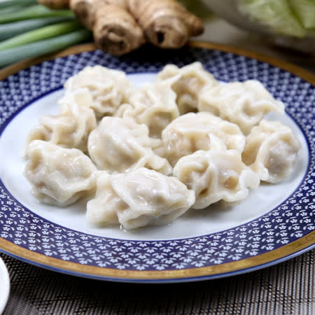 ●快速料理超方便 ●團購好評熱潮不間斷 ●爆汁口感一口著迷 ●六款必吃人氣口味 一次滿足 ●高麗菜/韭菜/玉米/咖哩/麻辣/鮮蝦 ●高麗菜(50顆)招牌口味熱銷第一名 ●韭菜(50顆)香氣十足口齒留香