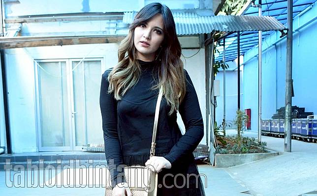 Ada Foto-foto Nia Ramadhani yang Tak Boleh Dilihat Publik