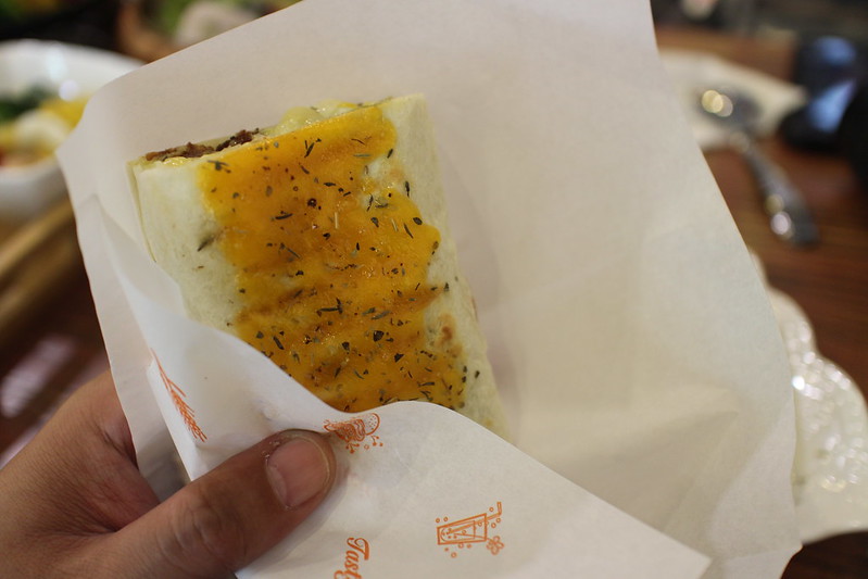 美食推薦！宜蘭輕食餐廳【莎菈菈】用智能活氧機清洗蔬果的沙拉定食（木盆沙拉）美味好吃又健康！ @秤瓶樂遊遊