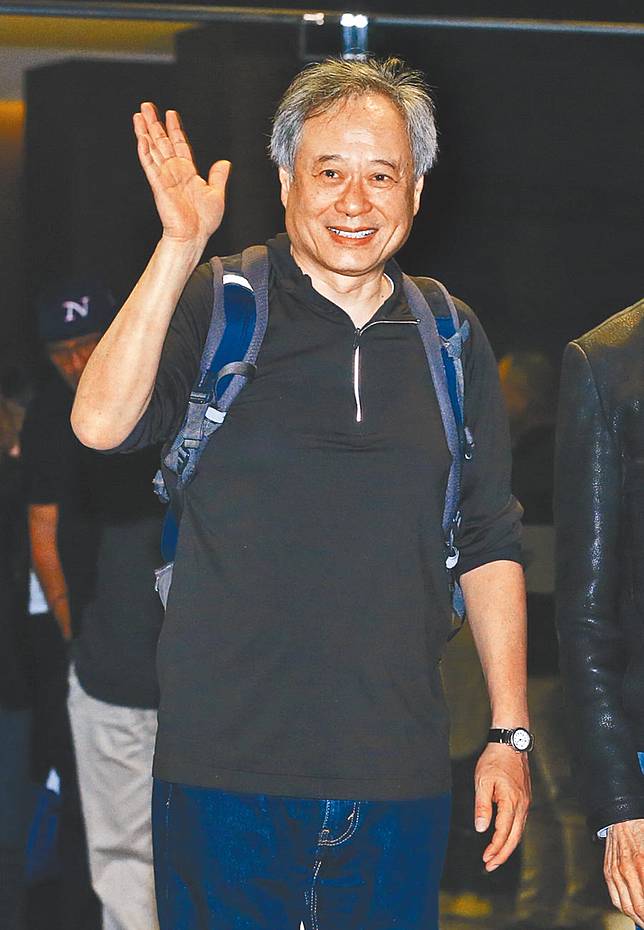 威爾史密斯神射手 李安相隨逛夜市