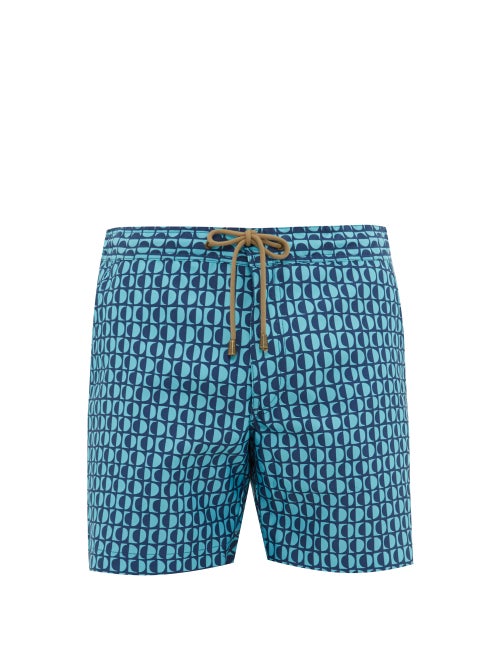 Thorsun - Create a mesmerising getaway look with Thorsun's blue Luna swim shorts. They're crafted fr