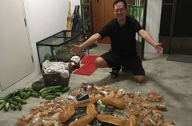 Menganut Gaya Hidup Freegan, Cowok Ini Hanya Rp100 Ribu Untuk Makan Setahun
