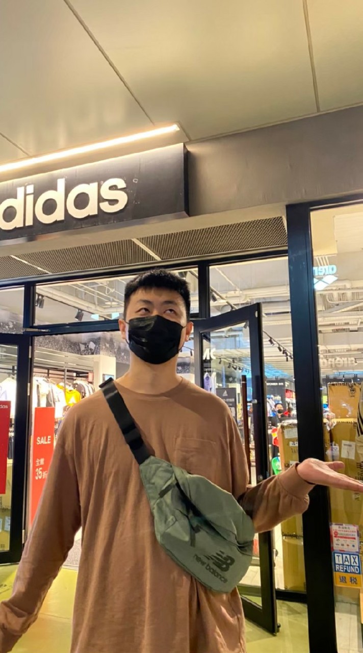 阿裂的潛水艇與他的船員們