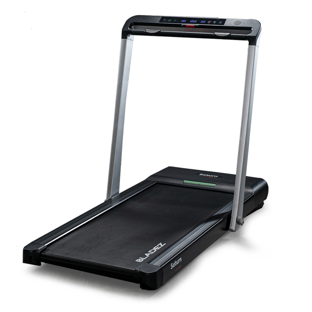 ✔ 買再送 BLADEZ X 司博特 聯名客製化菜單 服務*此商品不需安裝* *下單前請注意，如無電梯之大樓，物流僅配送到一樓**加購的地墊請參考賣場 #避震地墊*圖中IPAD僅為示意，並不包含在主產