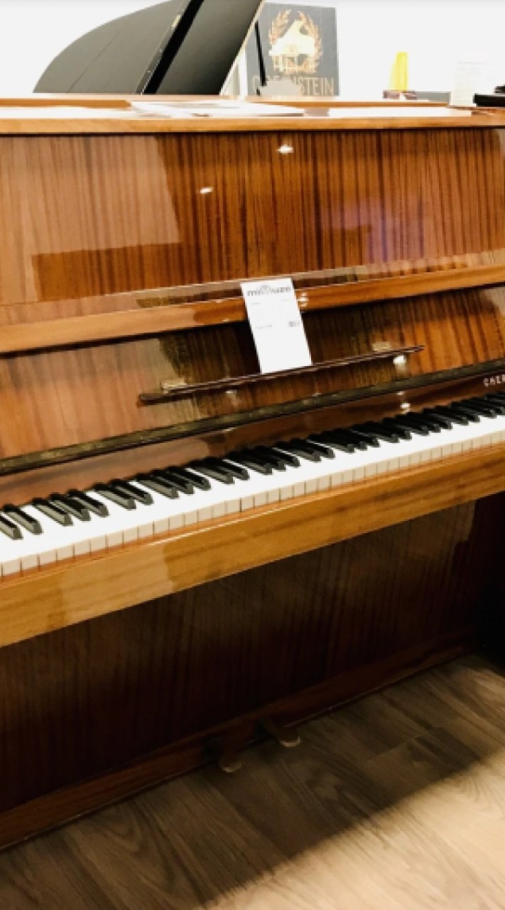 piano chat