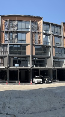 บ้านหรู โรงแรมโฮมออฟฟิศ คอนโด ออฟฟิศ อื่นๆให้เช่า