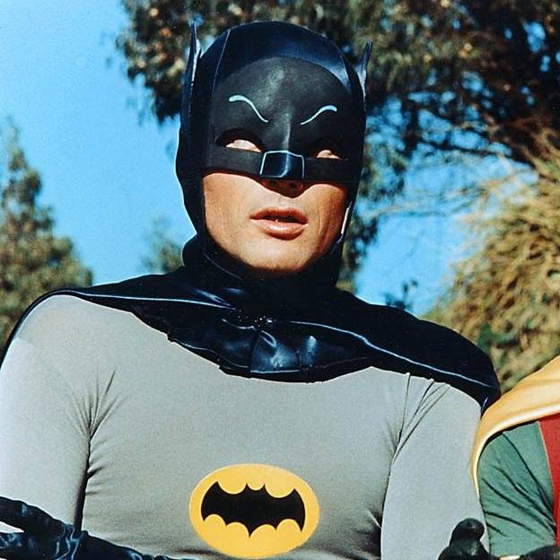 Pemeran Batman, Adam West Meninggal Dunia di Usia 88 Tahun