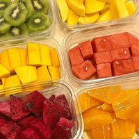 ร้านผลไม้พร้อมทาน🍓🍒🍉🍎🍇