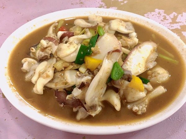 「花蓮旅遊」花蓮租車三天二夜輕旅行自駕遊，盛夏消暑追鯨趣-花蓮永宬租車，老時光燒肉酒肴，欣欣麵館不是麵店，小花公寓民宿與窩WOW青年旅館直擊分享