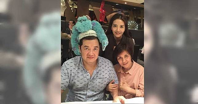 李宣榕52歲爸過世　淚崩：爸爸微笑的走