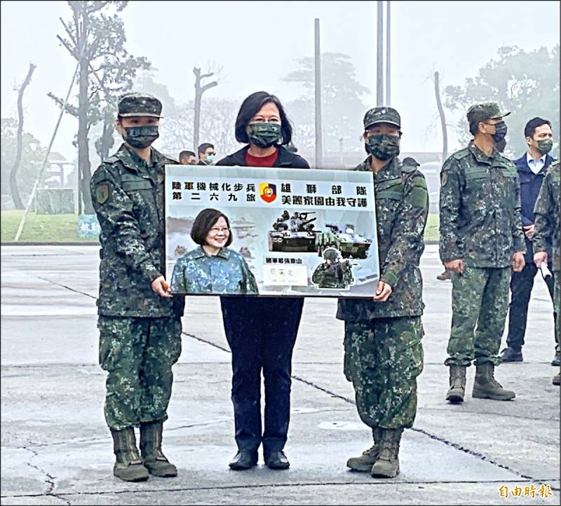 蔡視導陸軍269旅 肯定金甲車榮耀 自由電子報 Line Today