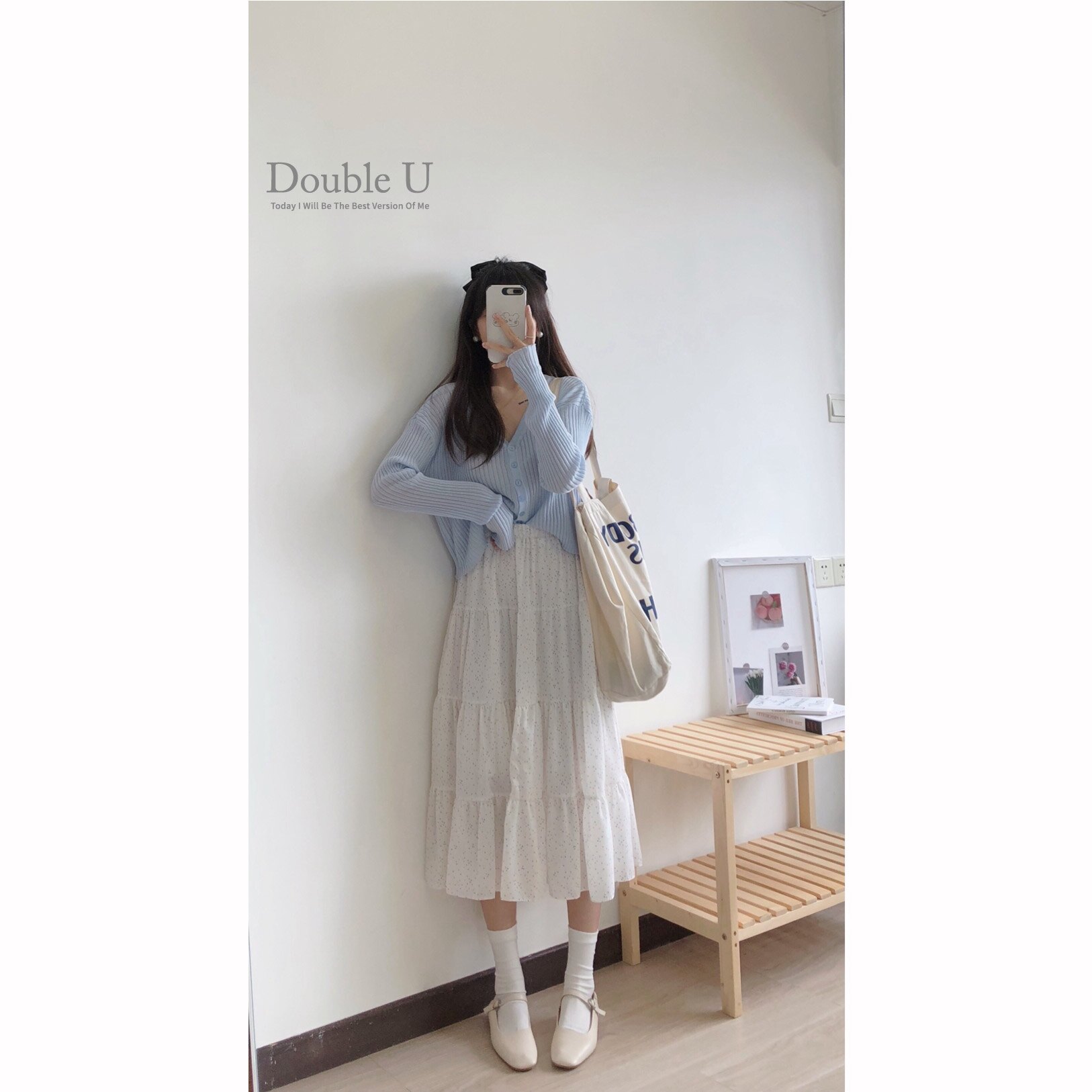 【double U 】預購 清新慵懶~~短版透膚針織外套上衣Baby藍