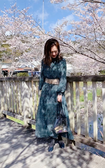 Zaraで買うべき 実用的アイテム はワンピースとカジュアルなパンツです